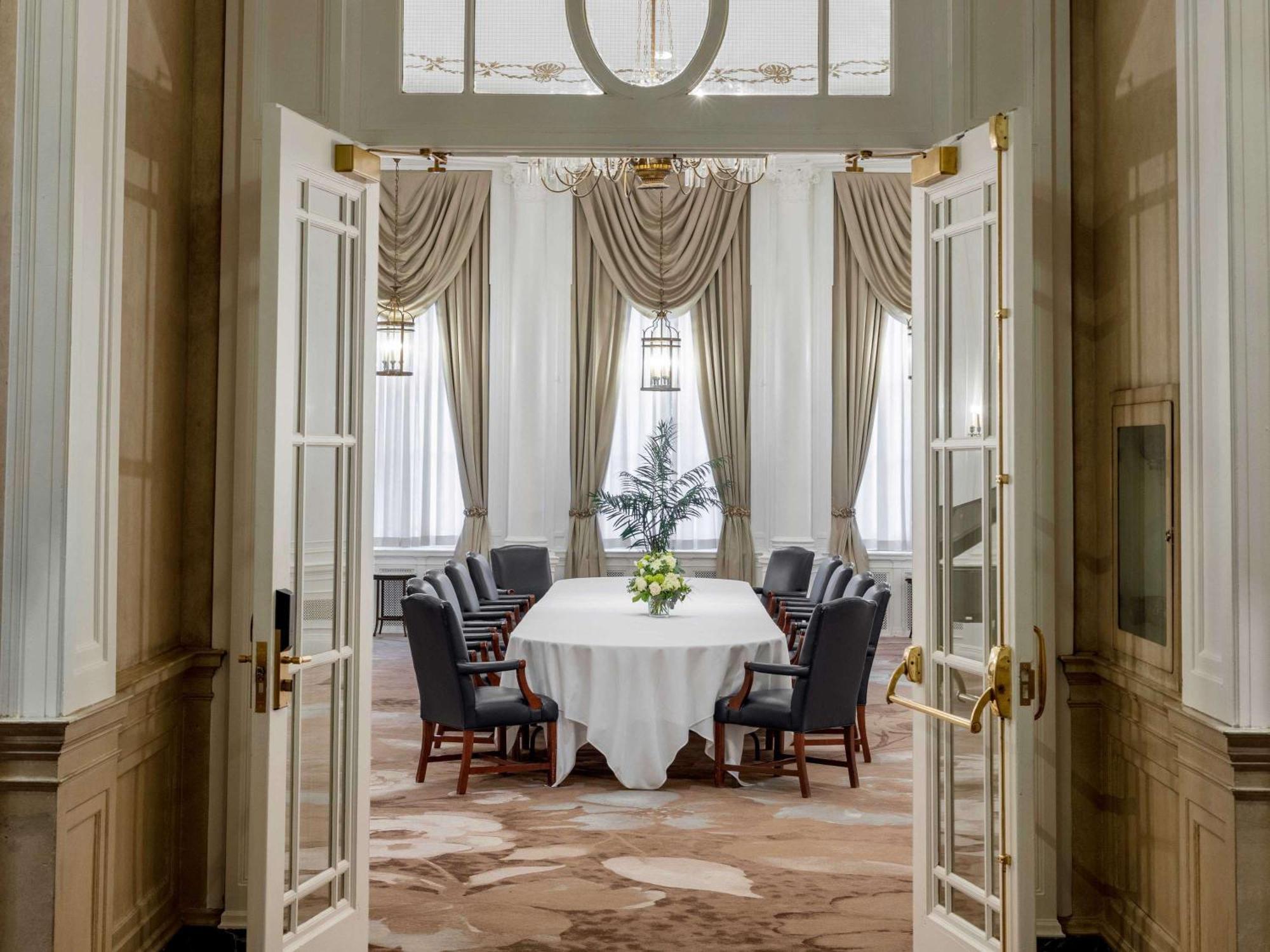 Fairmont Palliser 4*